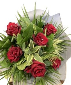 6 Red Rose Hand Tie